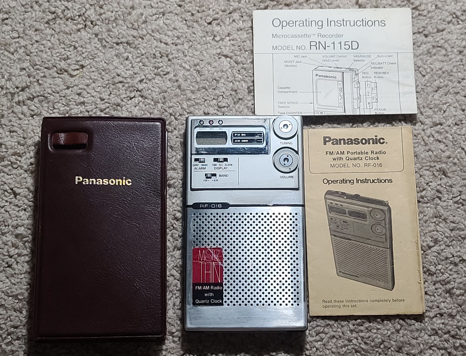 Vintage Panasonic RF-016 AM/FM 2 Band Pocket Radio Clock W/ Case Tested READ!!