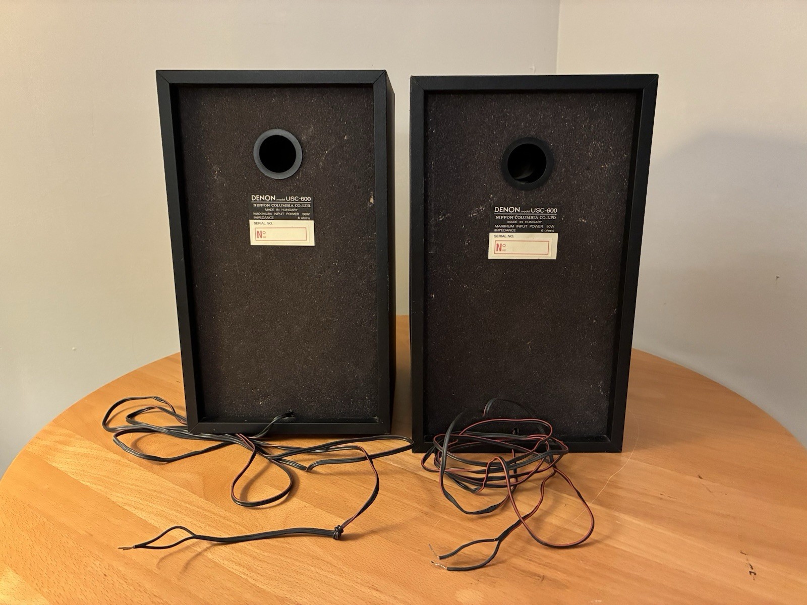 Vintage Denon USC-600 Rectangular Bookshelf Speakers 50W 6 Ohms, Sound Great