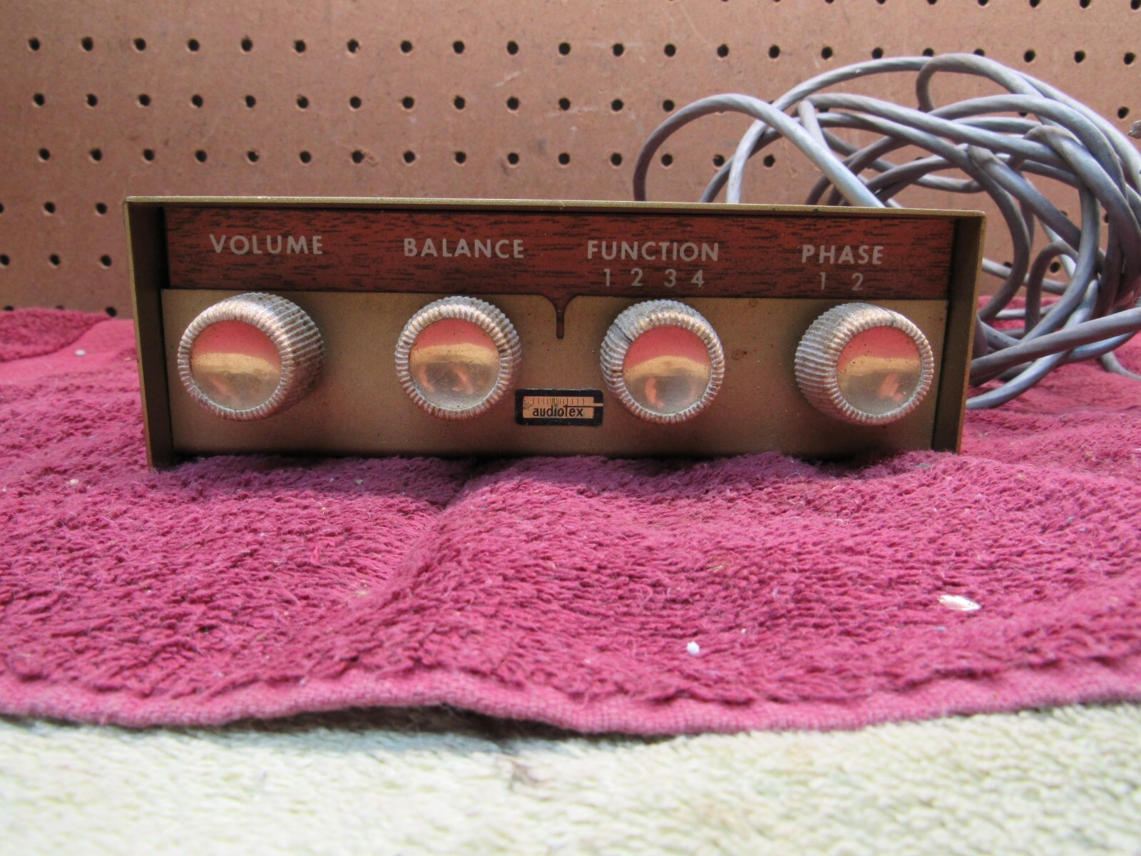 Vintage AudioTex Hi Fi Switch Control Cat # 30-286 Pe-Amp Volume Stere-O-Sound