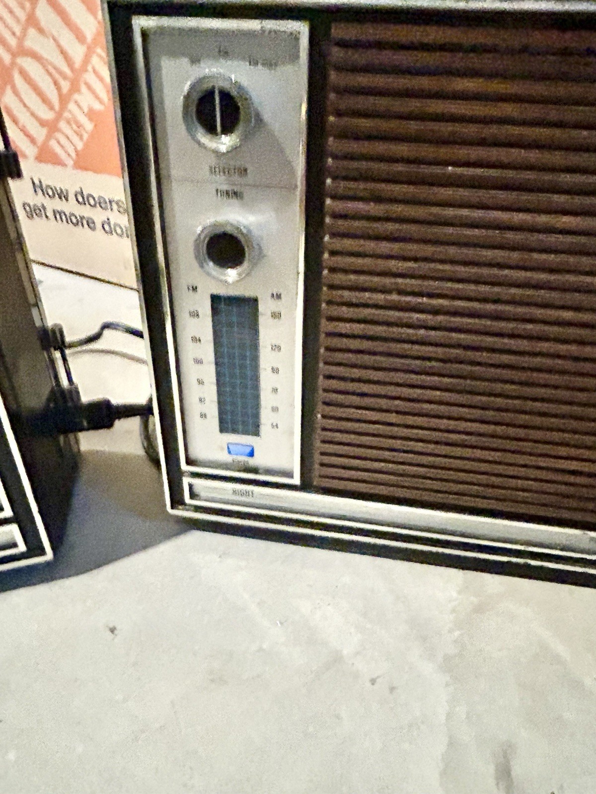 Readers Digest RD60 Vintage Portable Eight Track Am FM Radio Stereo Works