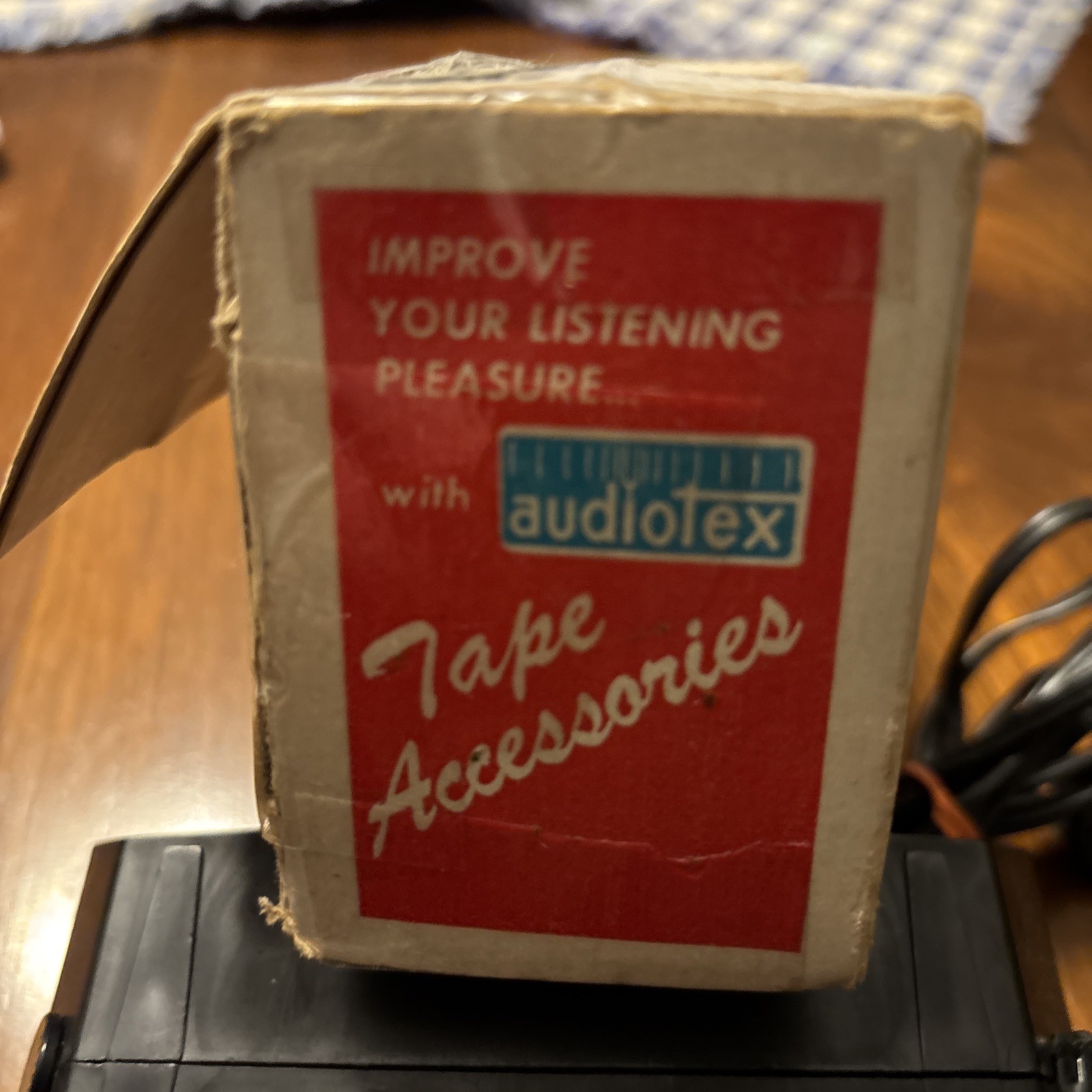 Audiotex Dual Purpose Bulk Tape Eraser.