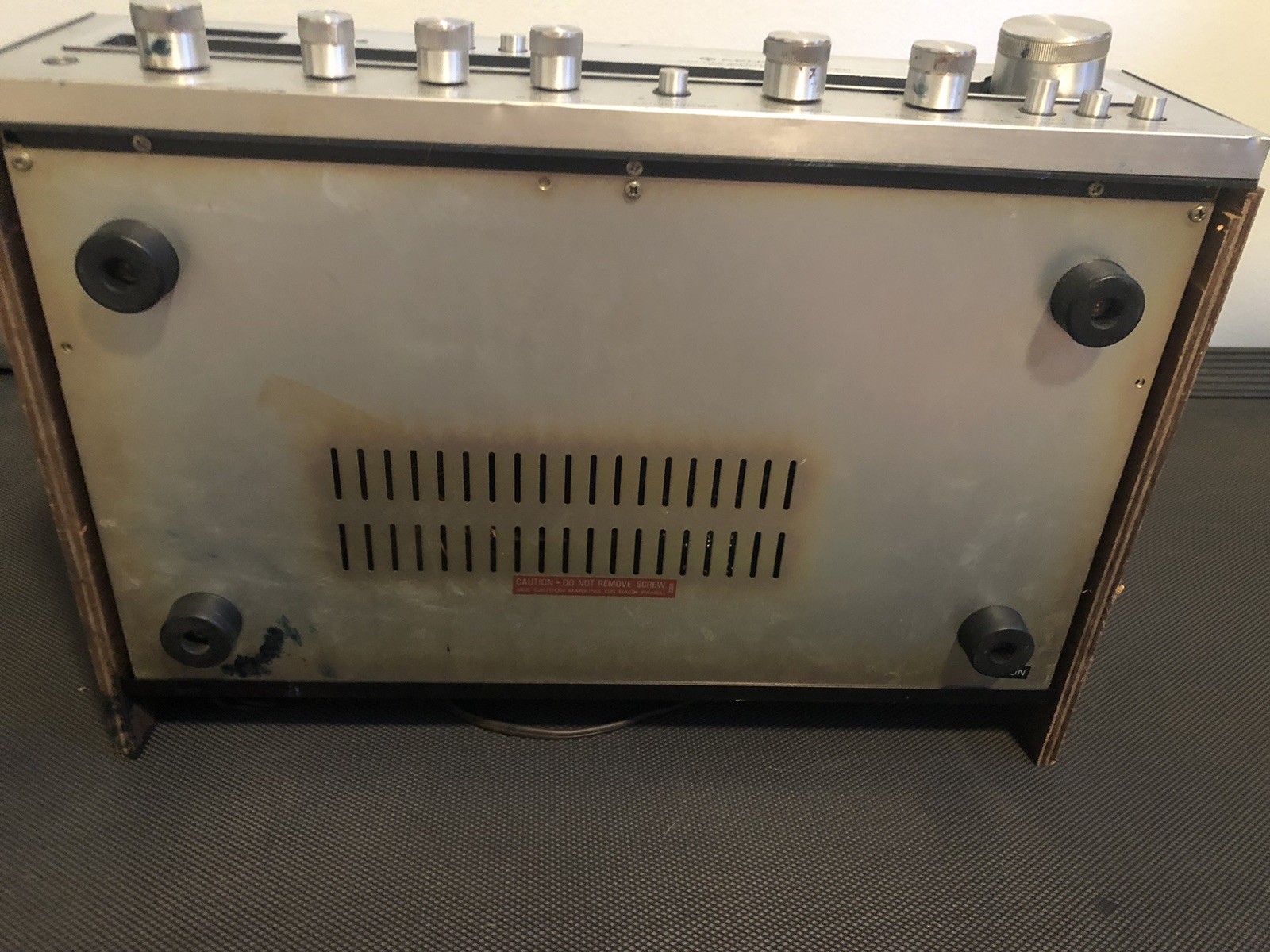 Vintage Kenwood AM/FM Stereo Receiver Model KR-2600 Working Except AUX Port