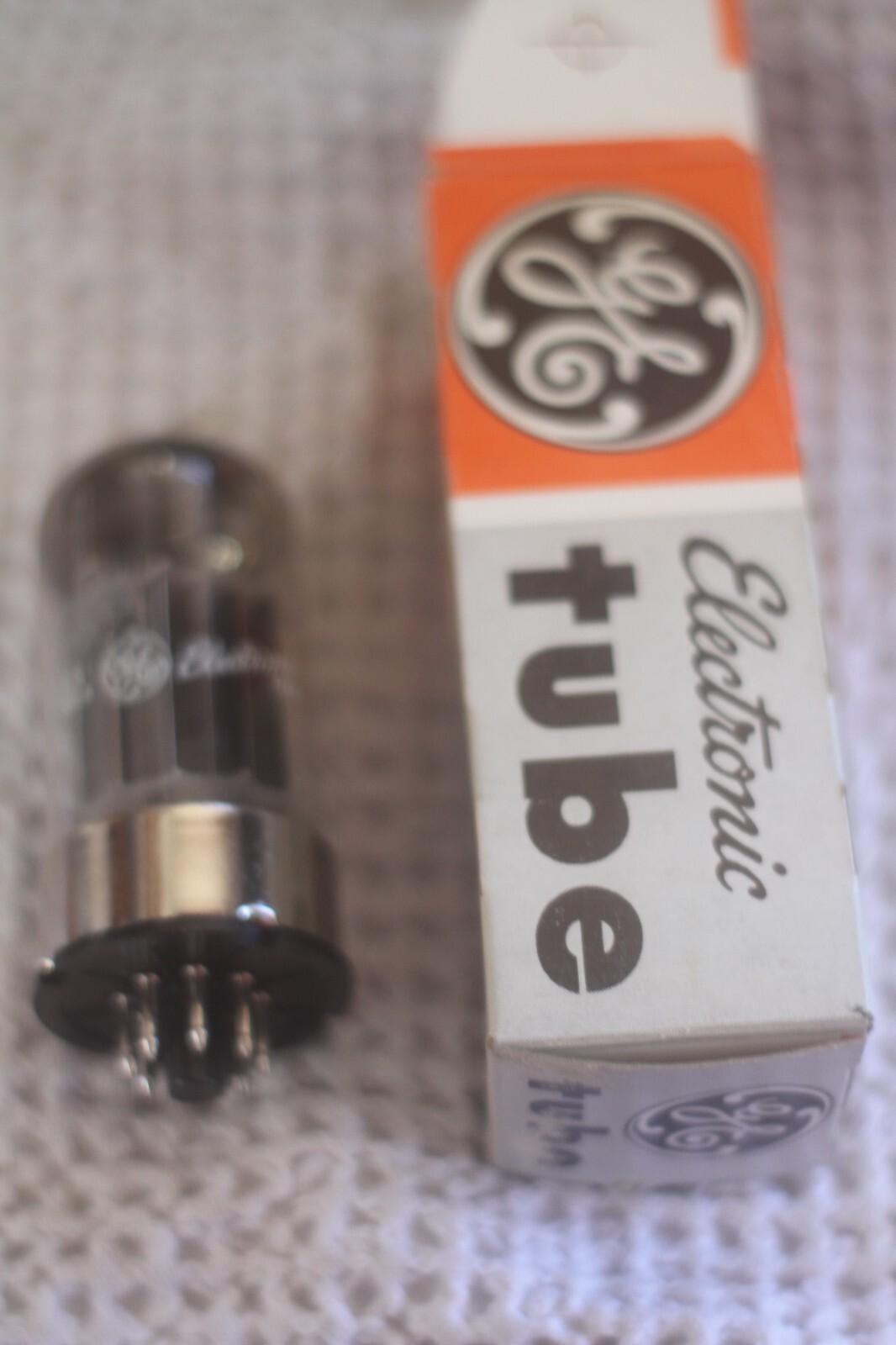 NOS GE General Electric 6080 Electronic Radio Tube
