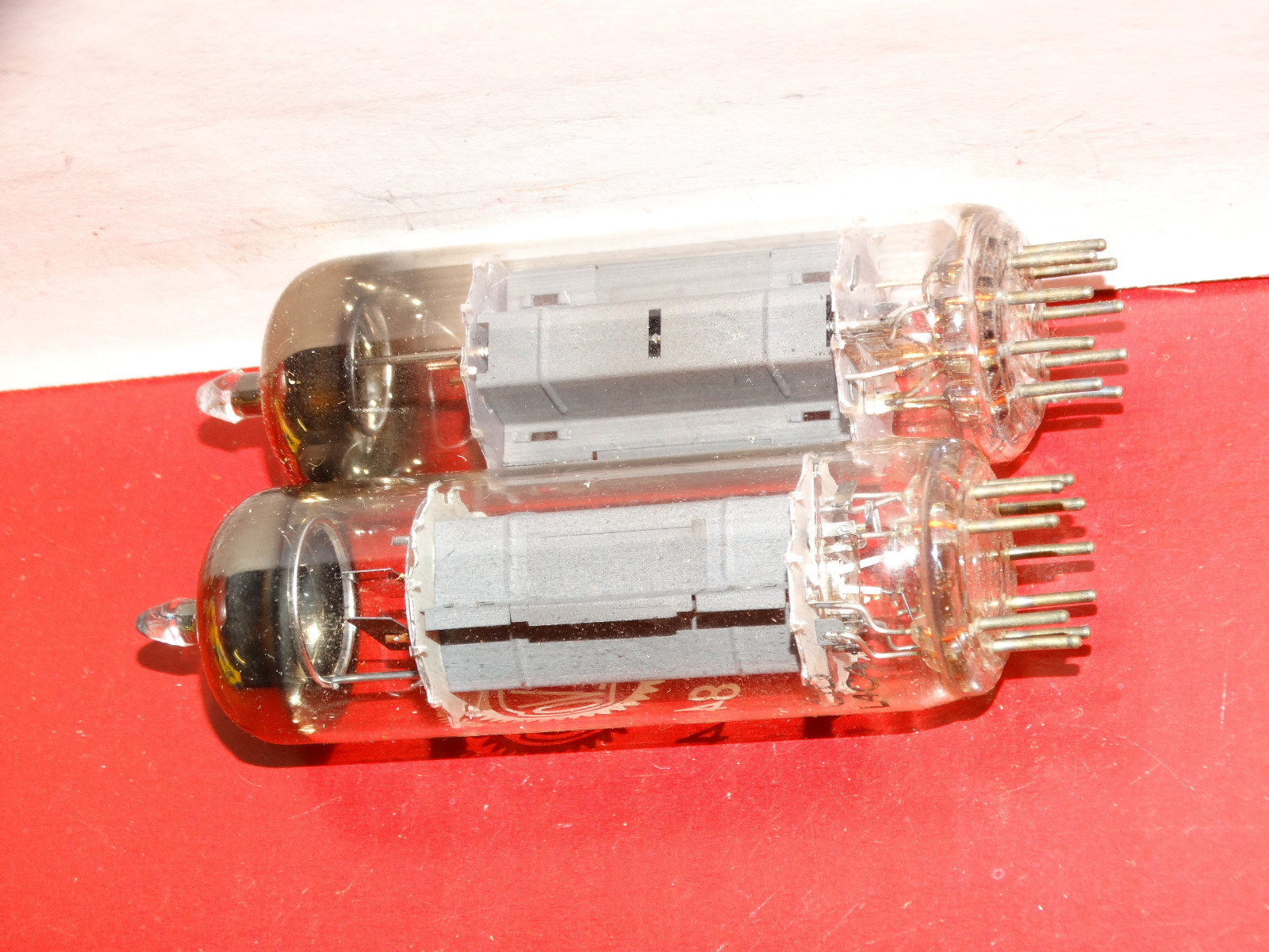 2 x PL84 Valvo Tubes *NOS*NIB*