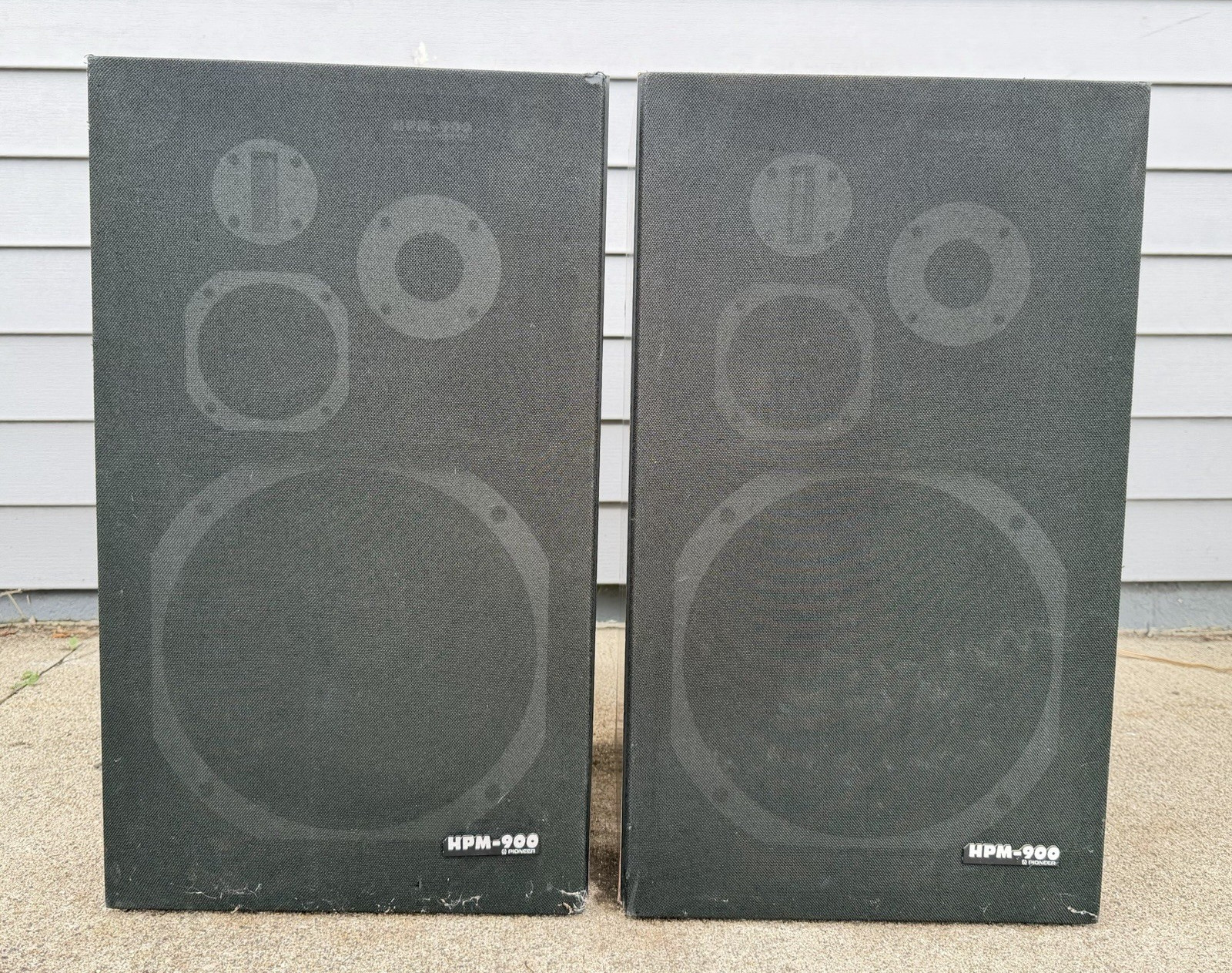 Vintage Pioneer HPM-900 Floor Speakers w/ Original Grill Covers Tested Working