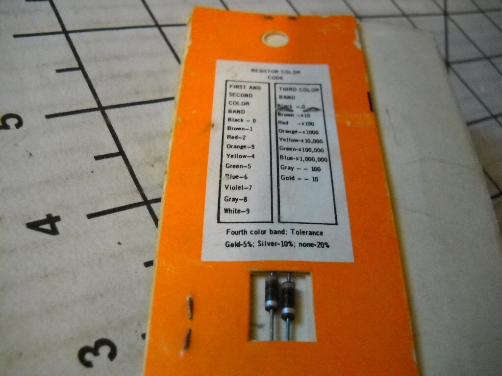 Archer 272-1040 Electrolytic Capacitors & 271-1801 Resistors. NOS