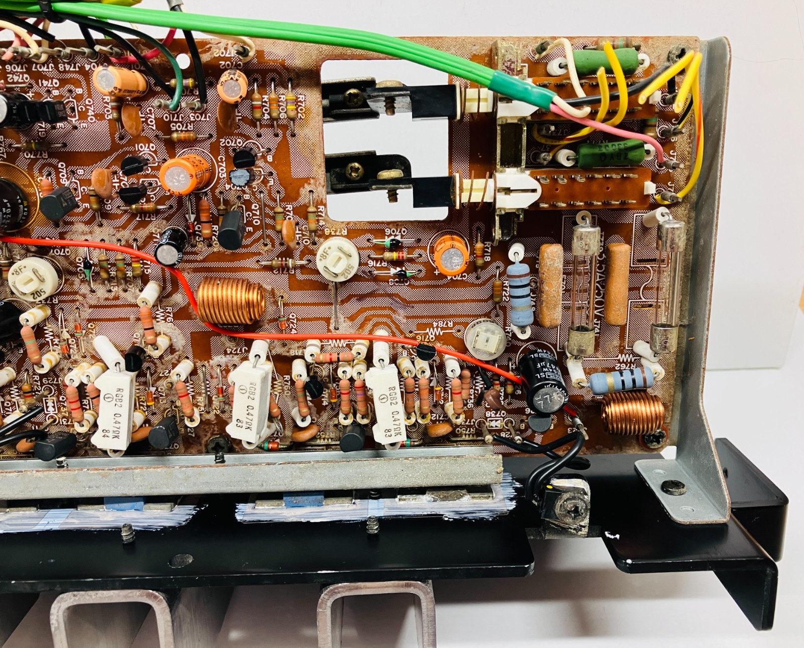Marantz 2226B Receiver – Parting Out: P 700 Amplifier/Power Supply Board