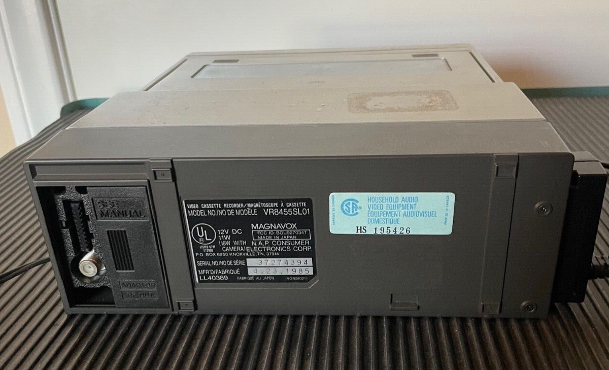 Magnavox VR8400BK01 120V 60Hz Portable Video Cassette Recorder – Parts Only