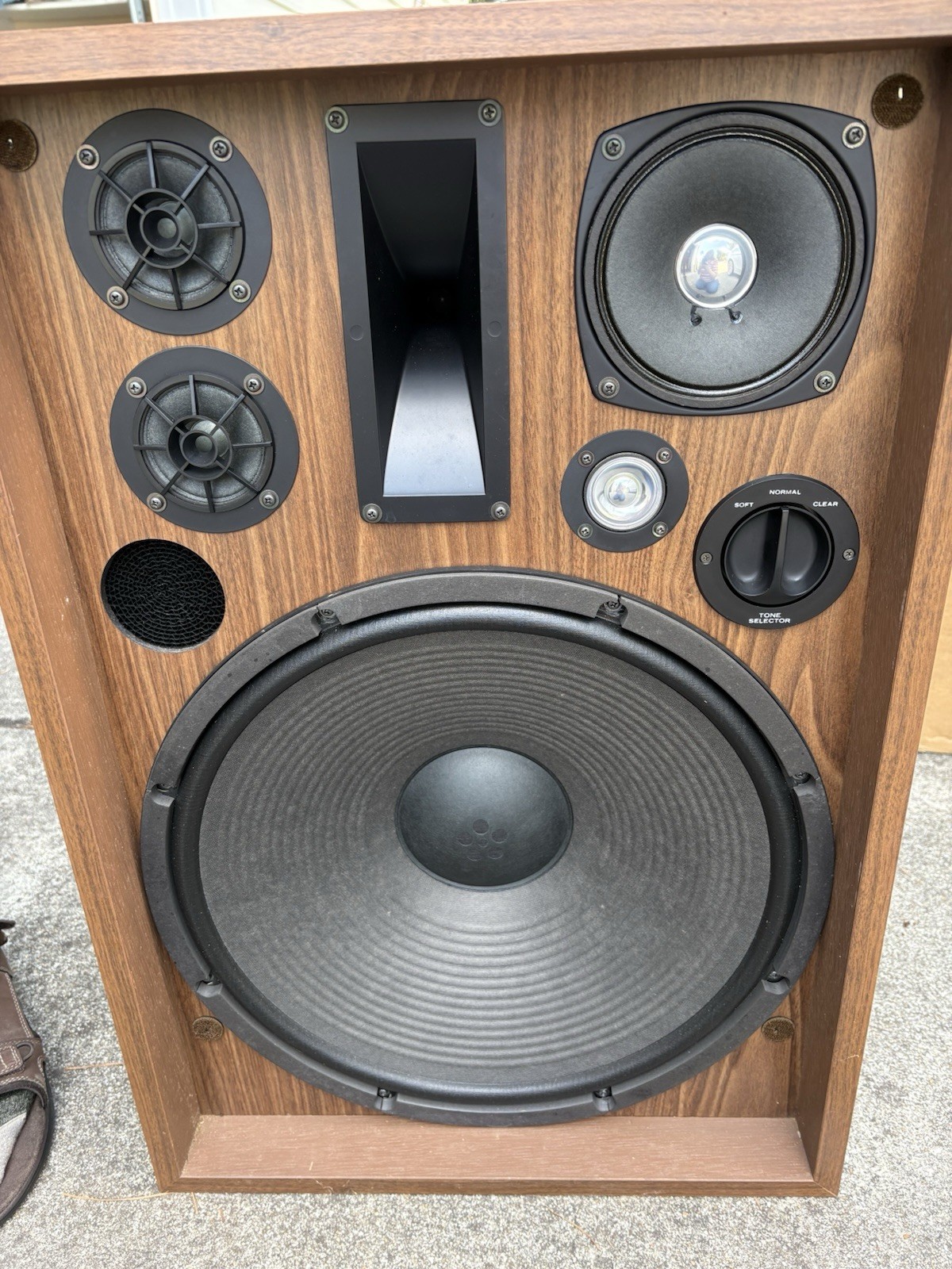 Vintage Kenwood KL-777D 5 Way 6 Speaker System Estate Find Set of 2