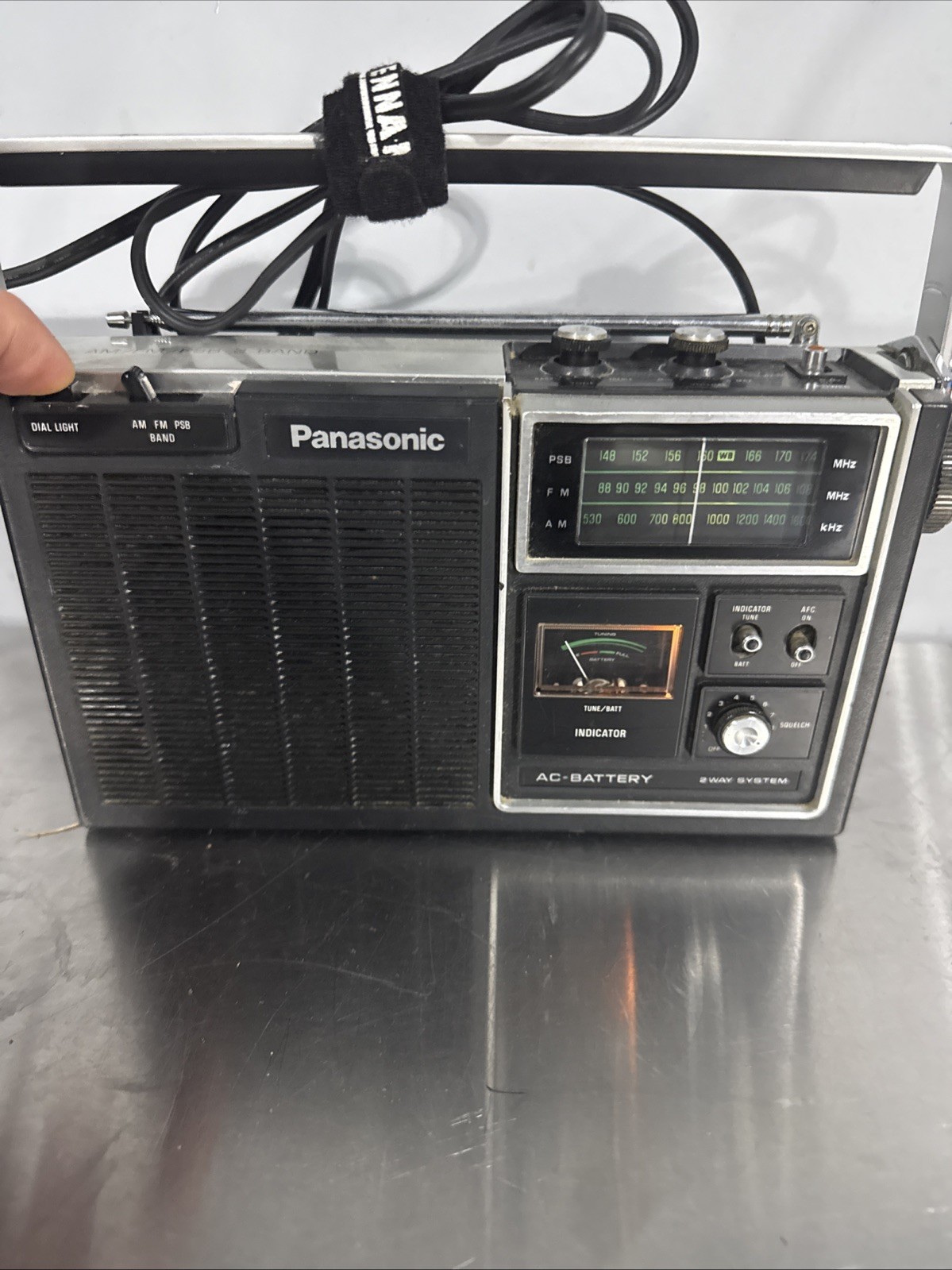 Vtg Panasonic RF-1080 AM/FM PSB 3-Band AC Portable Radio Black Tested Works
