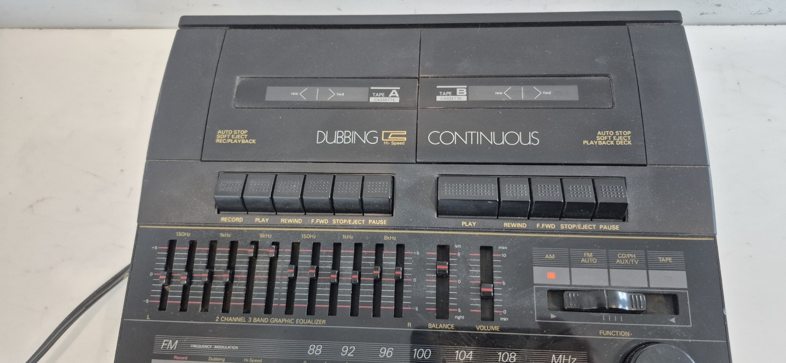 Vintage Soundesign AM-FM Stereo Receiver Double Cassette Recorder Model 5888 Blk