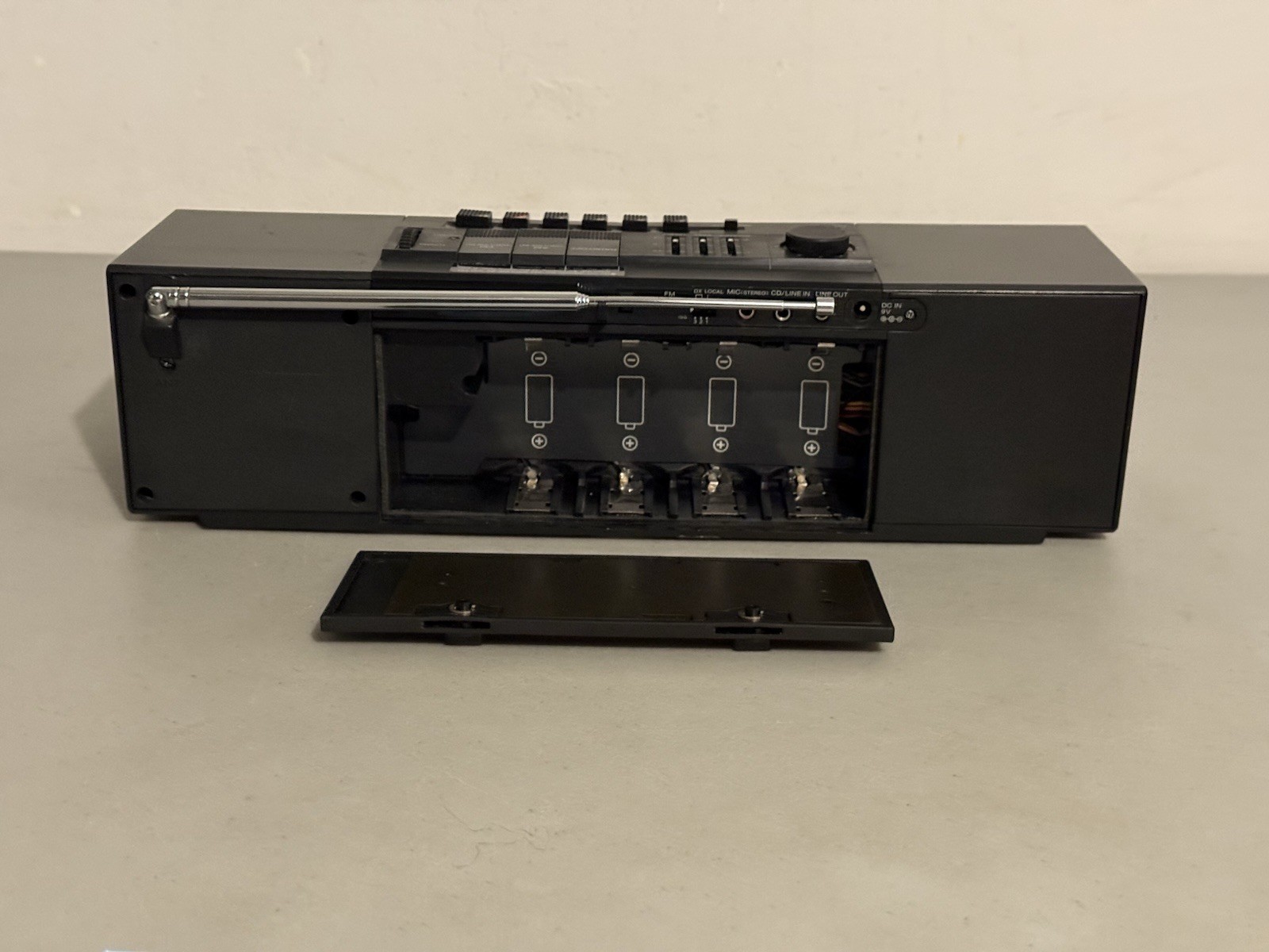 Vintage Sony AM FM Stereo Cassette-Corder 2 Bands Model ZX-7 “AS IS READ”