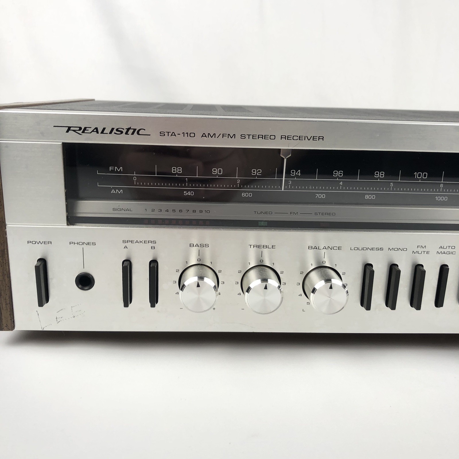 Vintage Realistic STA-110 AM/FM Stereo Receiver (Works, Needs Service)