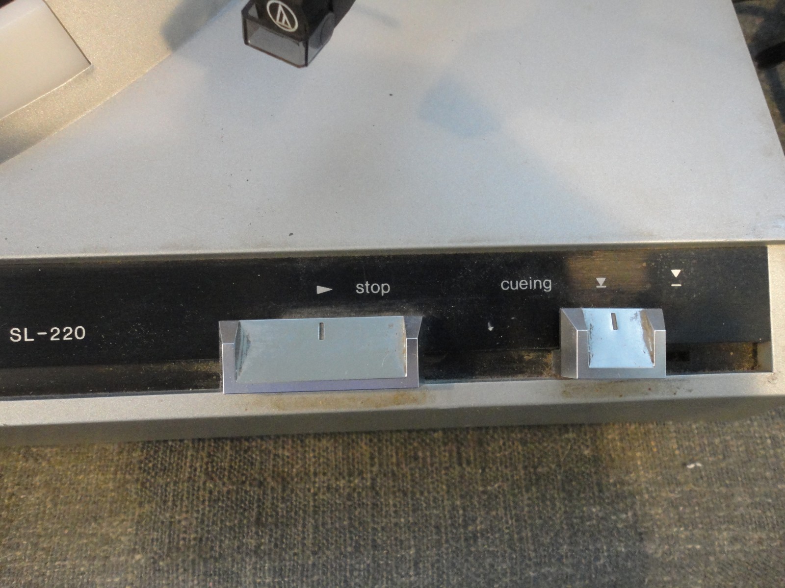 Vintage Technics SL-220 Belt Drive Turntable – FAST SHIPPING!!!