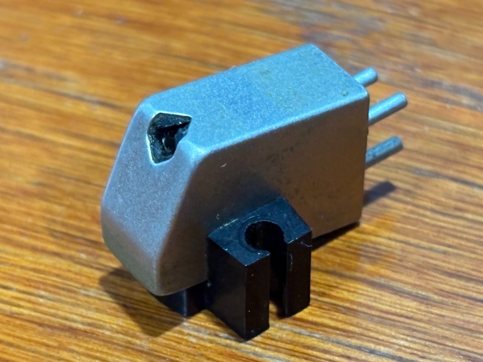 Unbranded Std.-Mount Cart. – Needs A Stylus (Continuity Tested Good)