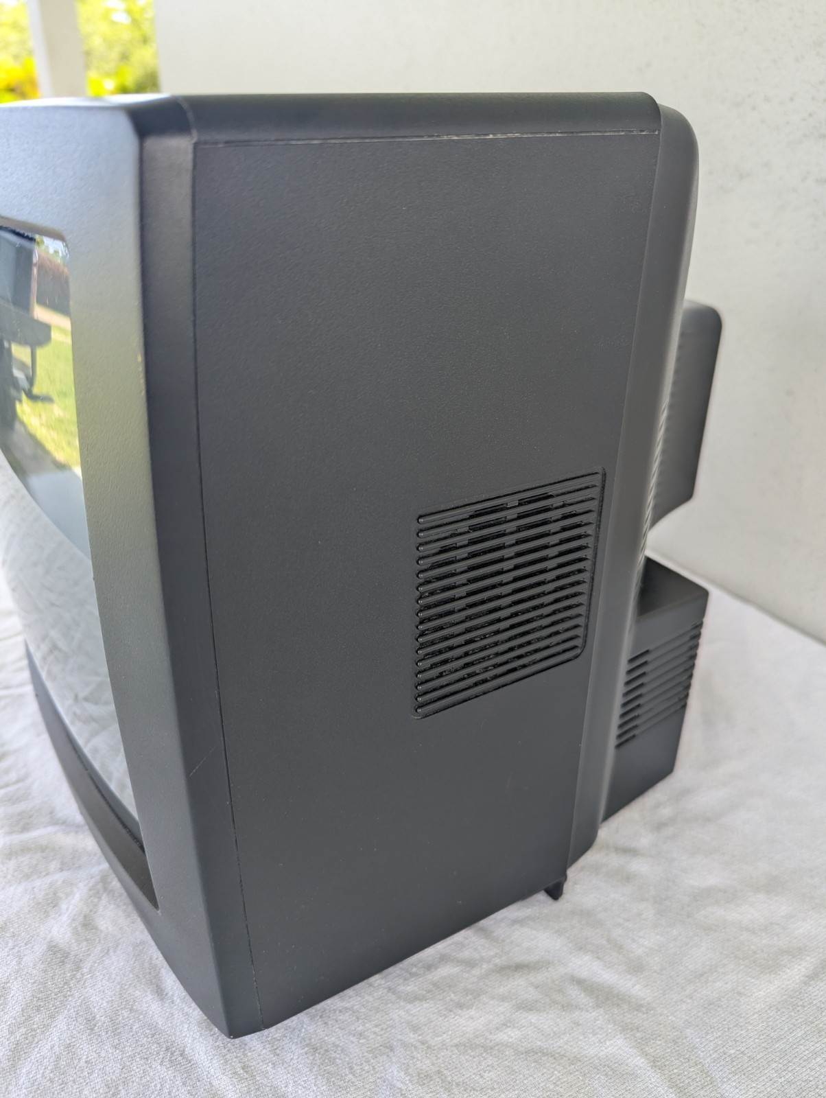 Vintage Sharp 13″ Retro Gaming CRT TV 13N-M100 (NO REMOTE), Front AV Tested