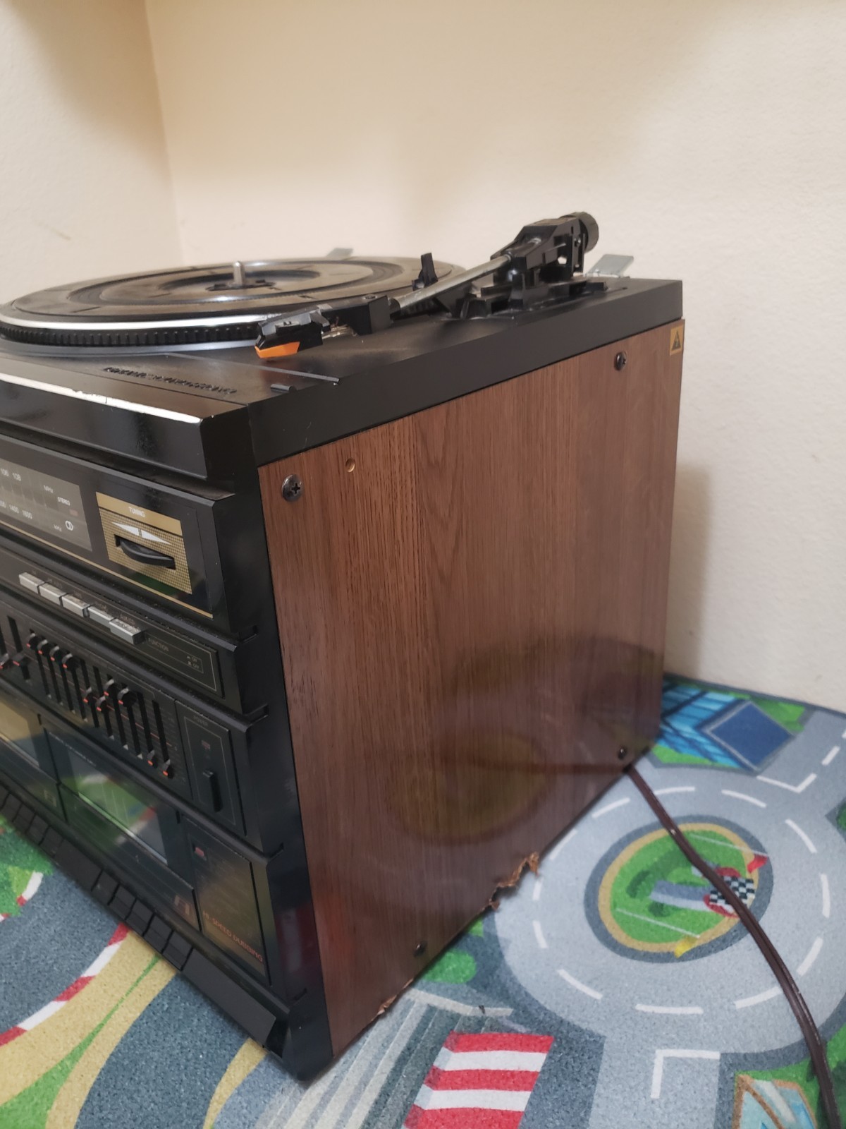 GE Compact Stereo System #11-1000 AM/FM Stereo 2 Cassette Phono Equalizer