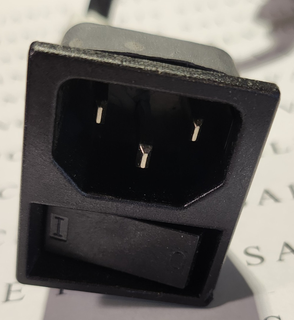 FEMALE COMPUTER SOCKET WITH SWITCH AND SHORT MALE CORD ATTACHED