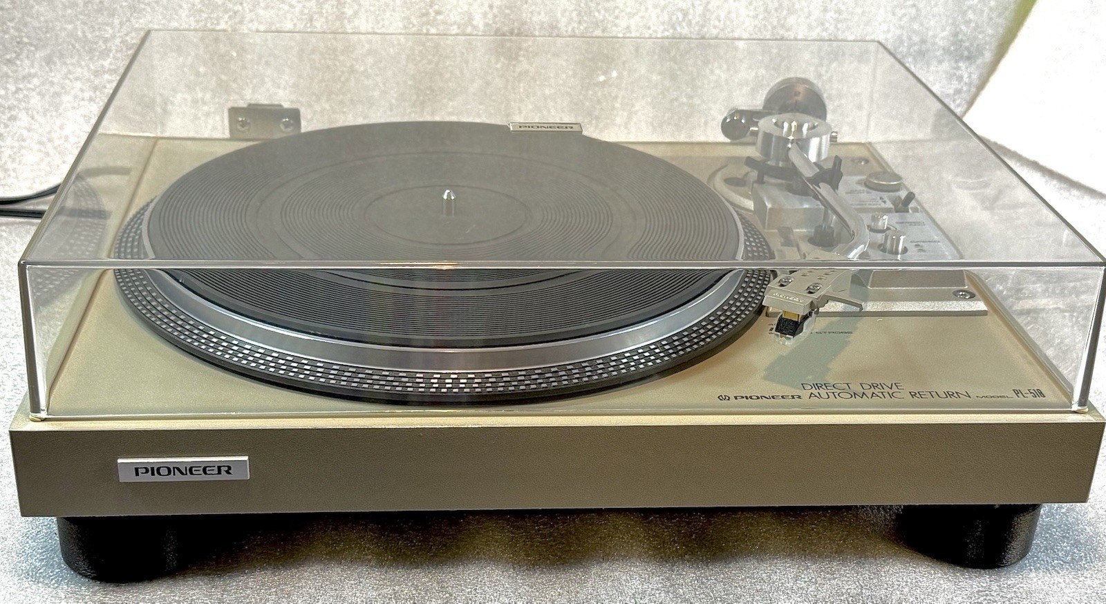 Vintage Pioneer PL-518 Direct Drive Turntable Near Mint Original Box and Packing