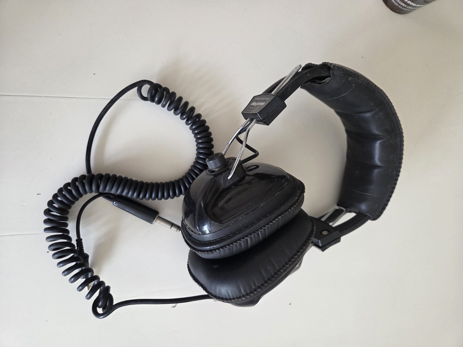 Vintage 1970’s Daytron HP-200 stereo headphones w/ 2 Different Jacks