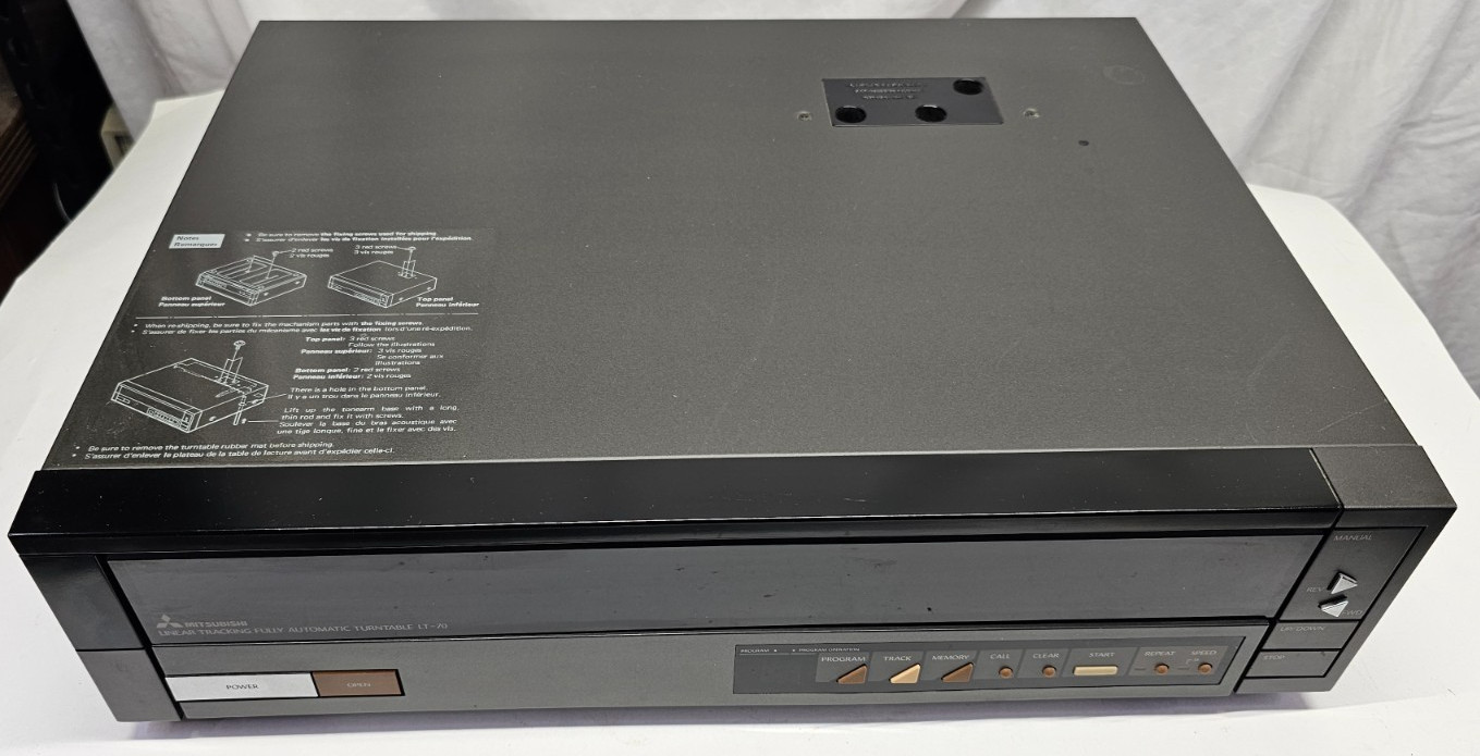 Vintage -MITSUBISHI LT-70 – LINEAR TRACKING TURNTABLE -Japan – WORKS