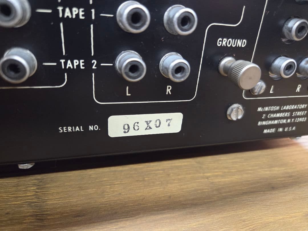 McIntosh C28 Stereo Preamplifier Vintage Hi-Fi Solid State Preamp Classic USA