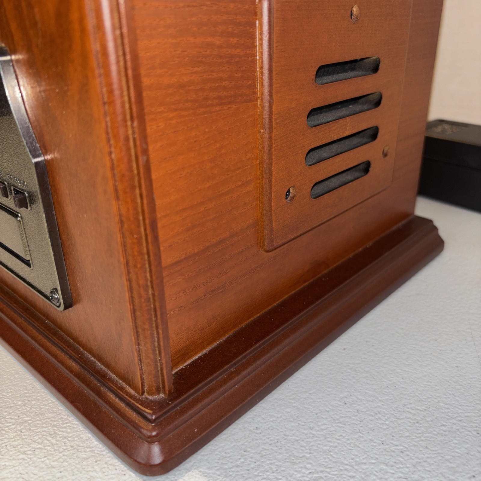 Crosley CR32CD Cathedral Tabletop AM/FM Radio CD Player Wood