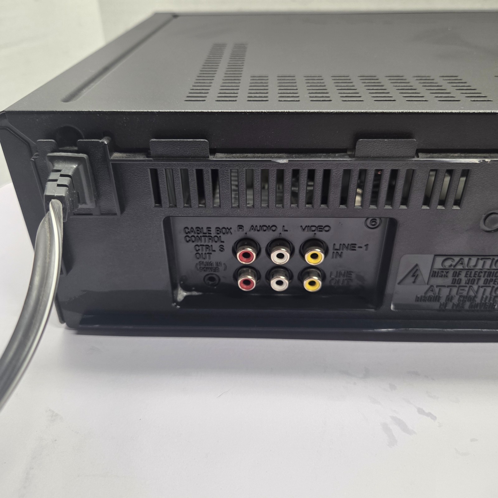 SONY SLV-685HF Hi-Fi VHS VCR Player Recorder TESTED & WORKING