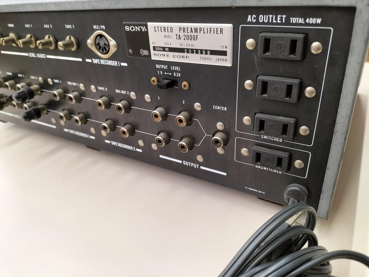 SONY TA-2000F Stereo Control Amplifier Preamp Junk Right CH Weak As-Is