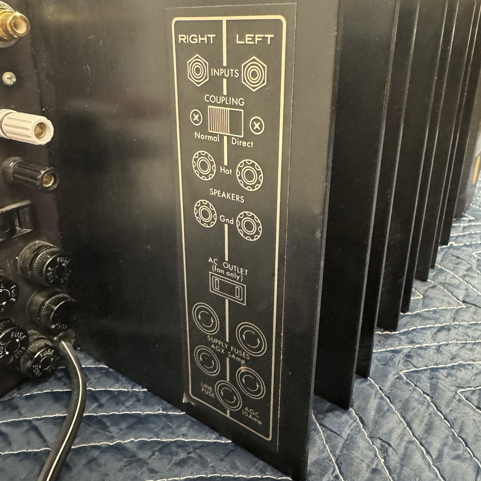 PHASE LINEAR 700B 2-CHANNEL STEREO POWER AMPLIFIER – SERVICED – CLEANED – TESTED