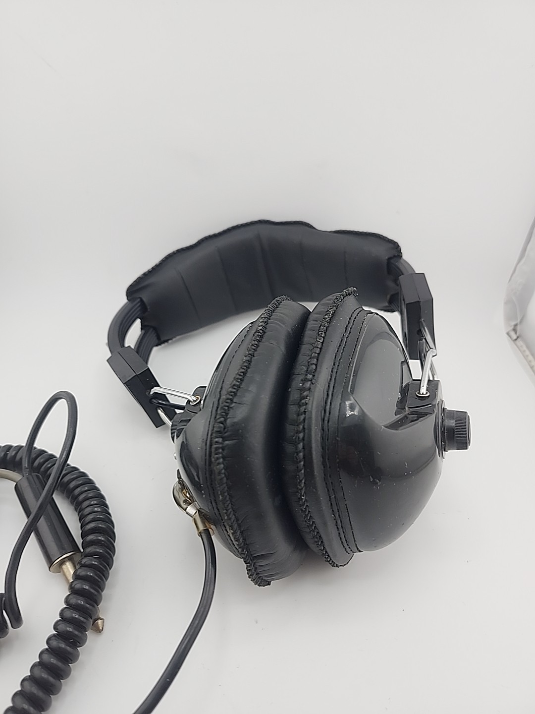 Vintage 1970’s Daytron HP-200 stereo headphones w/ 2 Different Jacks