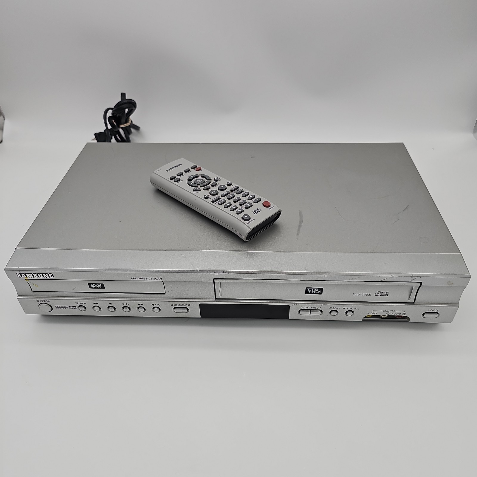 Samsung DVD-V4600 DVD VCR Combo – VHS Tested & Working Reads CDs Not DVDs AS IS