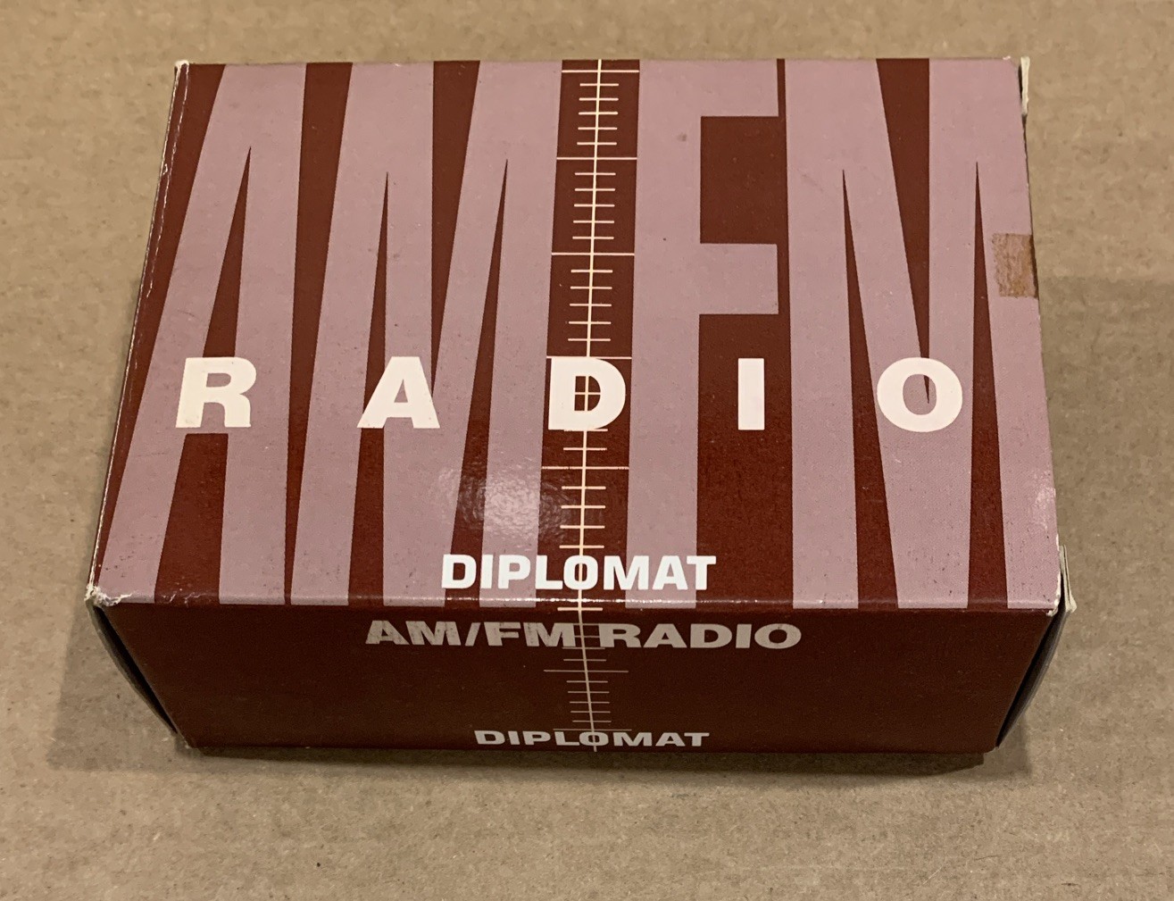 Portable Pocket DIPLOMAT AM/FM #15023 Transistor Radio Vintage Retro