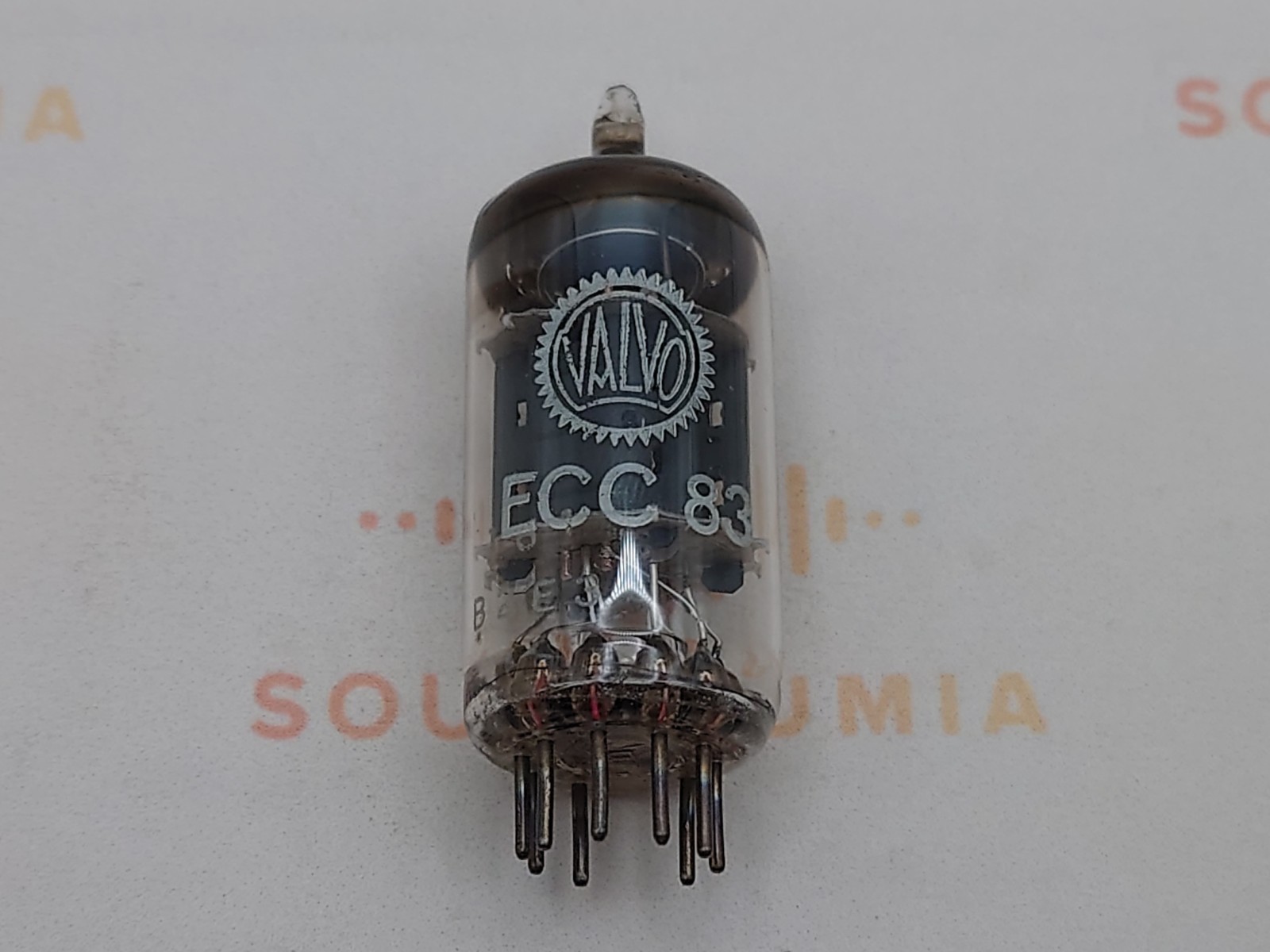 1x Mullard ECC83 Short Plates O-getter Valvo Label – Blackburn 1962 – Strong