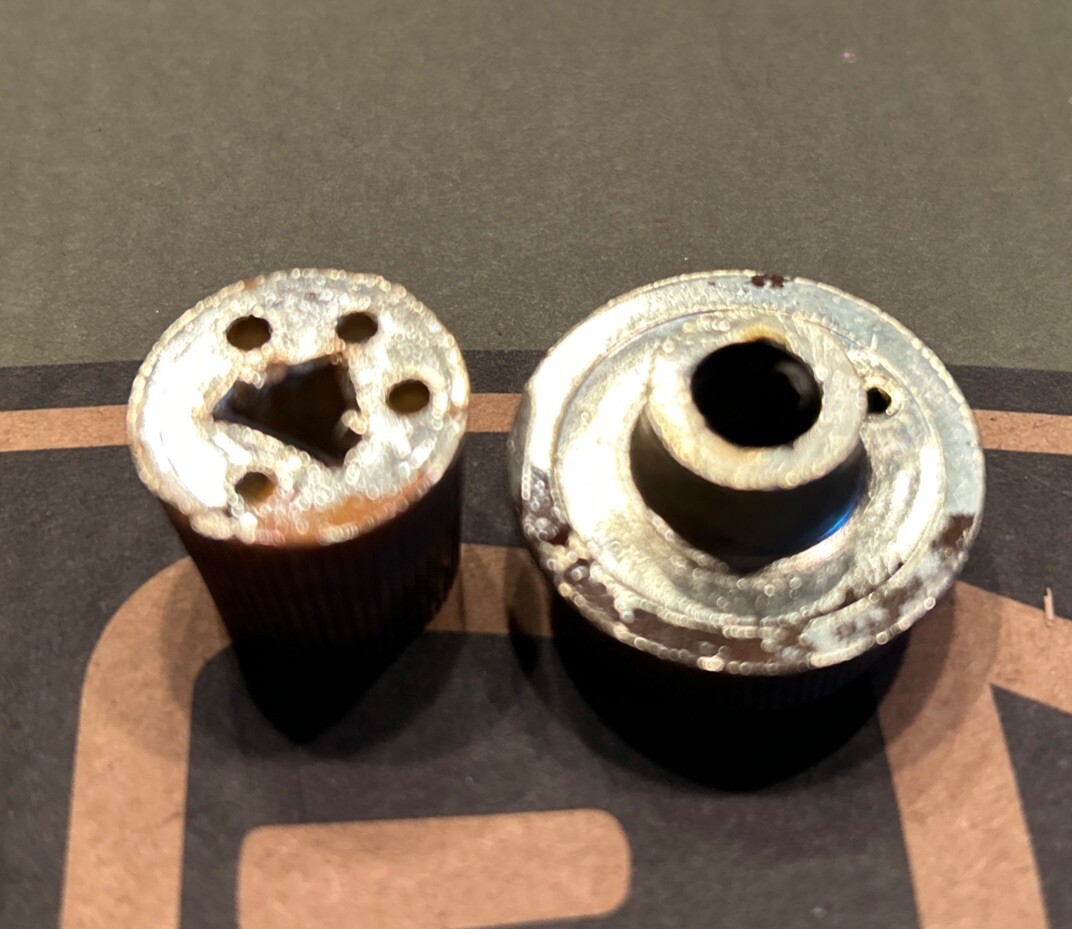 Vintage Pilot Tube Receiver Split Knob Plastic Others From Late 1950s