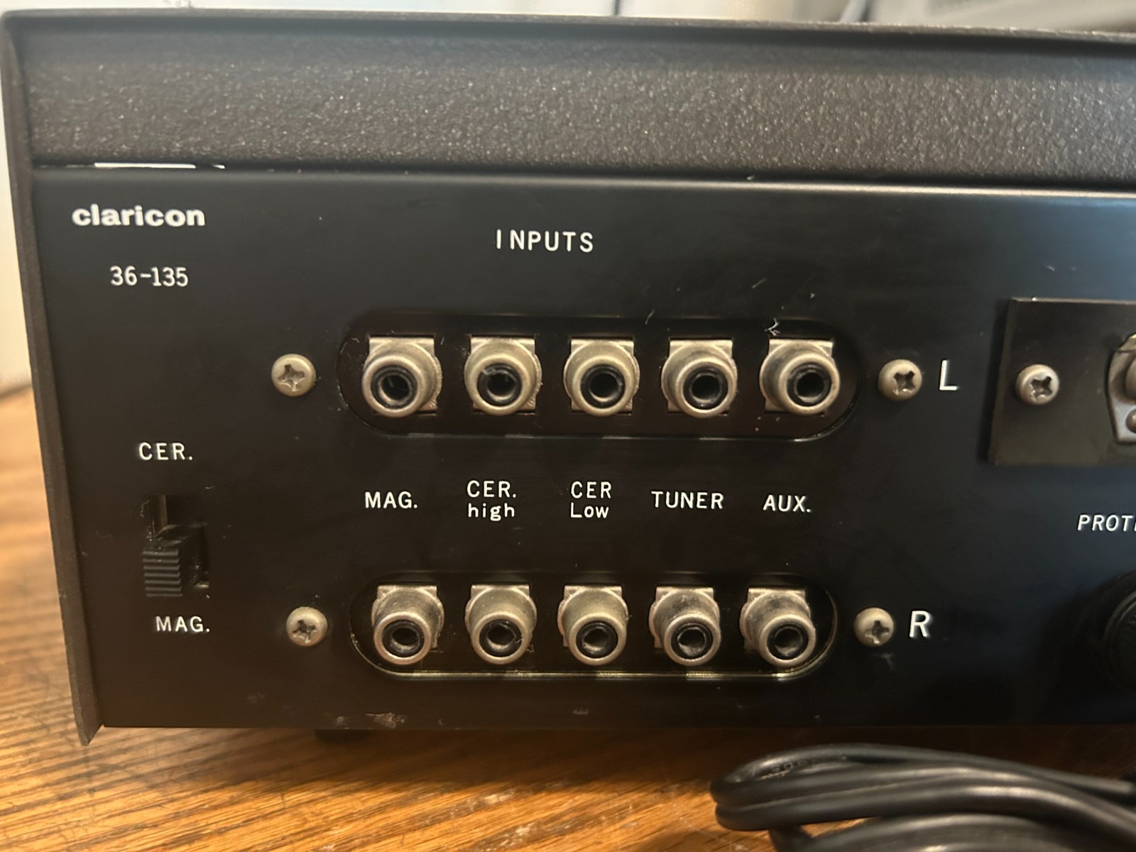 Claricon 36-135 Solid State Stereo Amplifier w/ Phono Input Tested Working Video