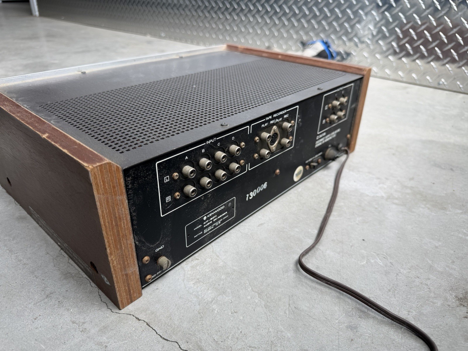Kenwood KF-8011 Audio De-Noiser Model KF-8011 Vintage Audio Component Unit