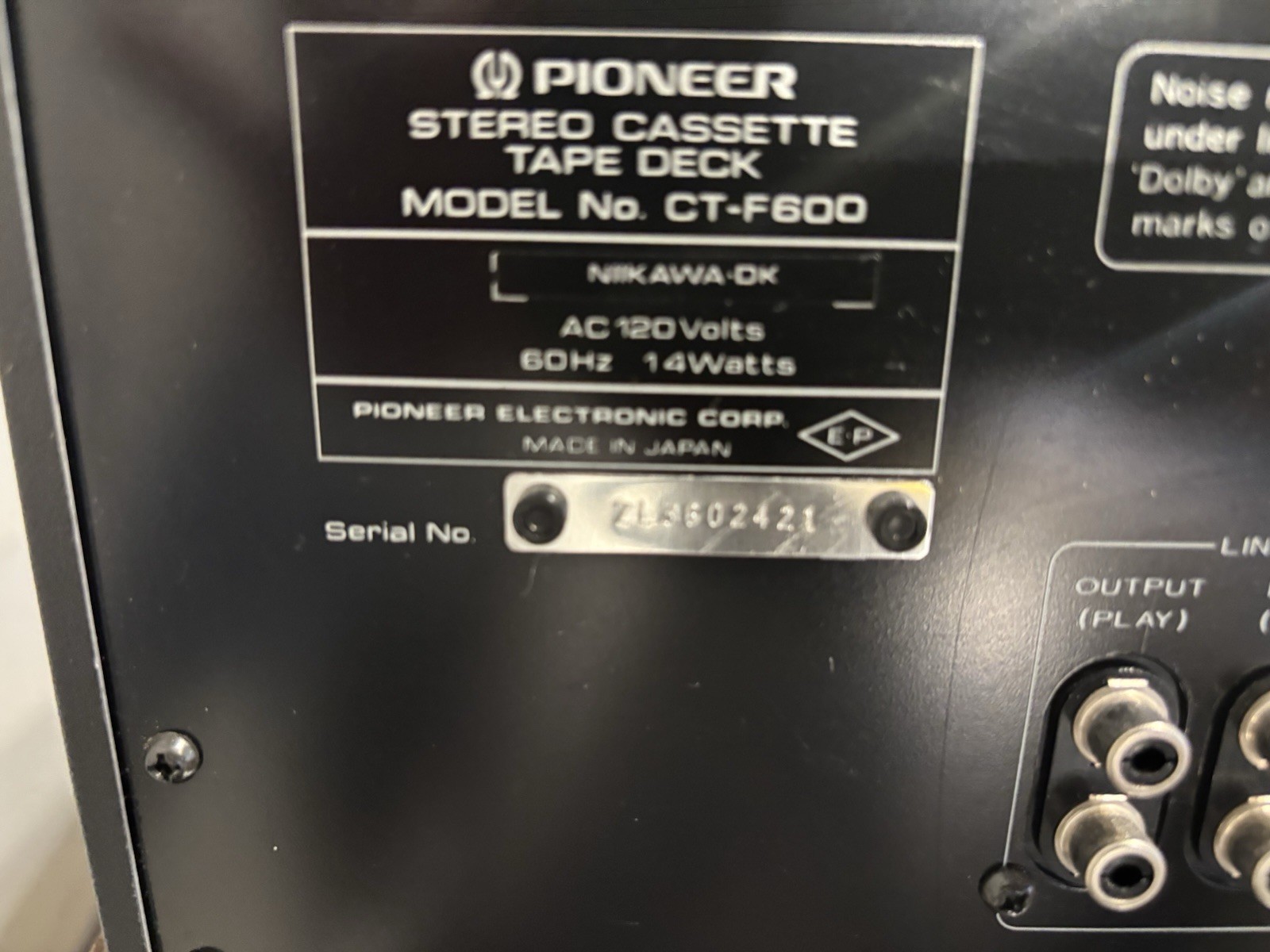 Pioneer SA-5800 Integrated Stereo Amplifier and Ct-F60 Cassette Deck