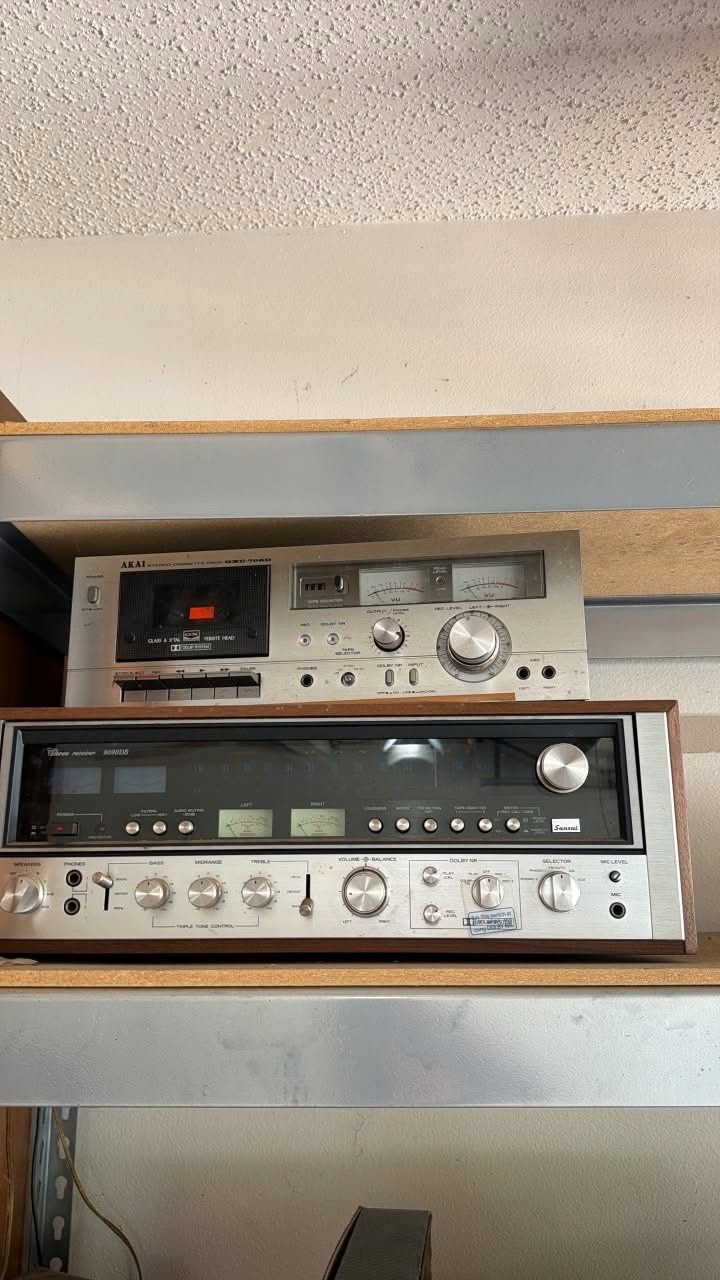 Sansui 9090DB Vintage Stereo Receiver – Excellent