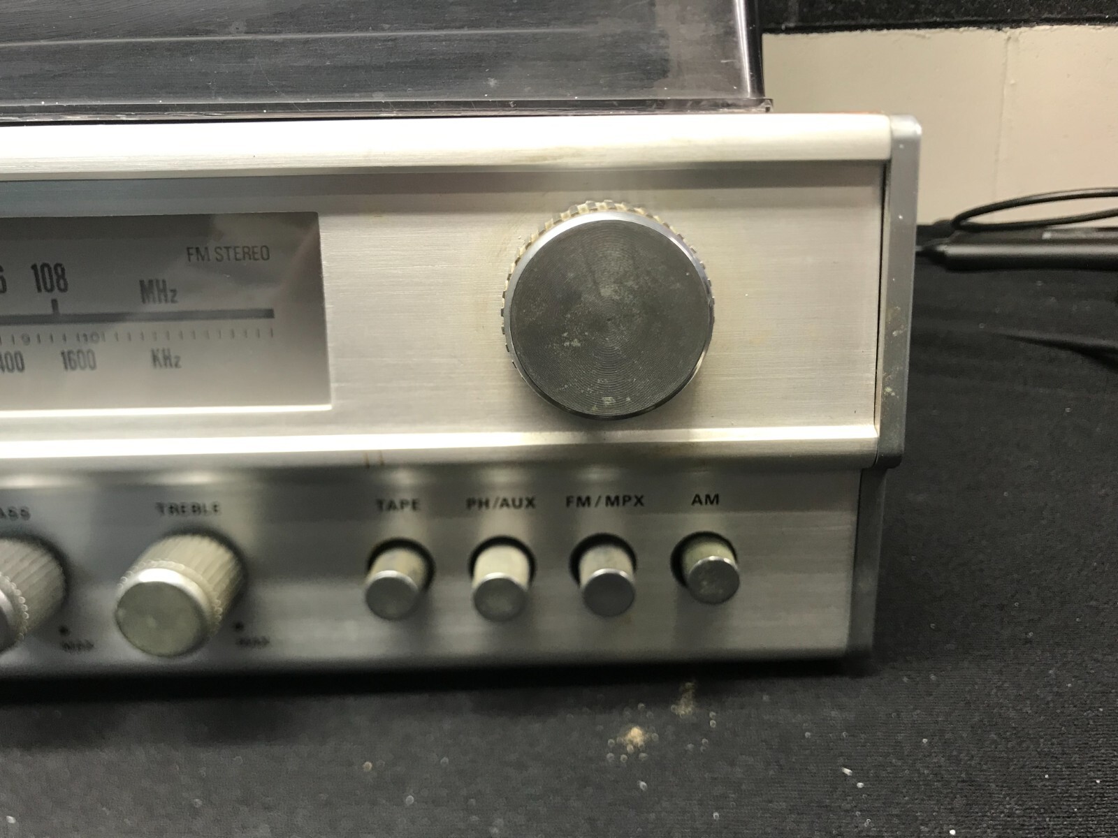 Vintage Daytron 180 AM/FM Eight Track Stereo Walnut Vinyl on Wood Cabinet