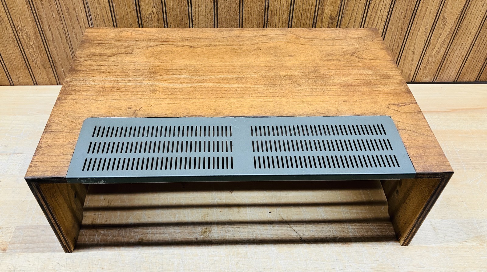 Sansui 8080 Orig Wood Case w/Walnut Veneer + bottom/front trim strip and screws