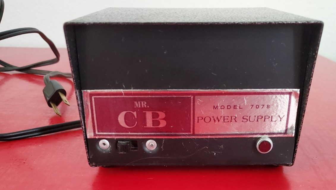 Vintage Mr. CB Model 7078 Regulated DC Power Supply 110-20V.AC/12V.DC-4 Amp