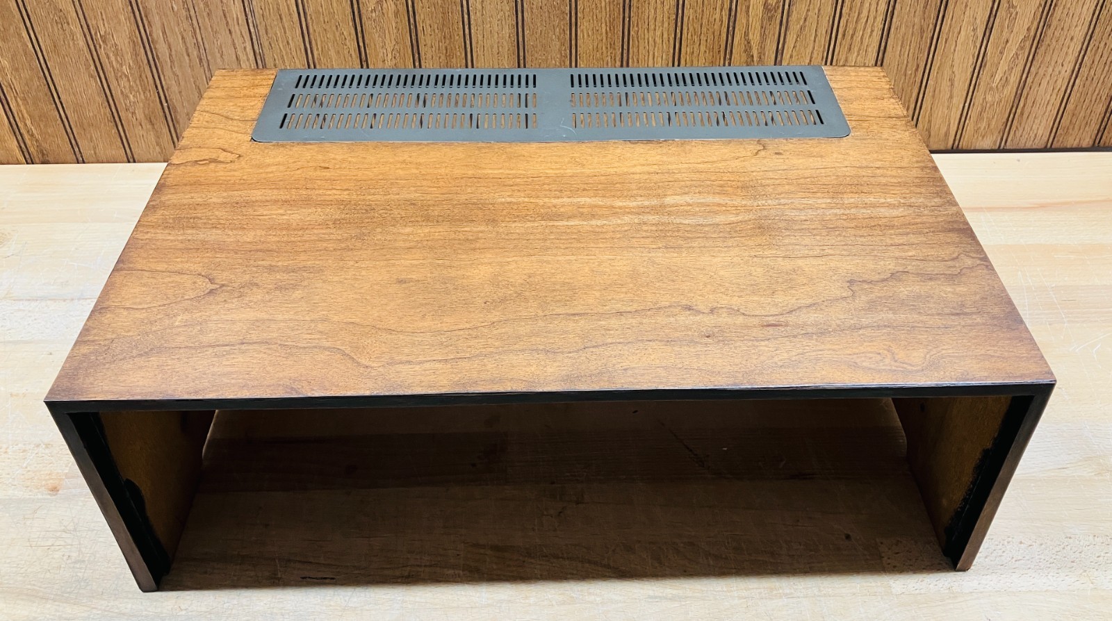 Sansui 8080 Orig Wood Case w/Walnut Veneer + bottom/front trim strip and screws