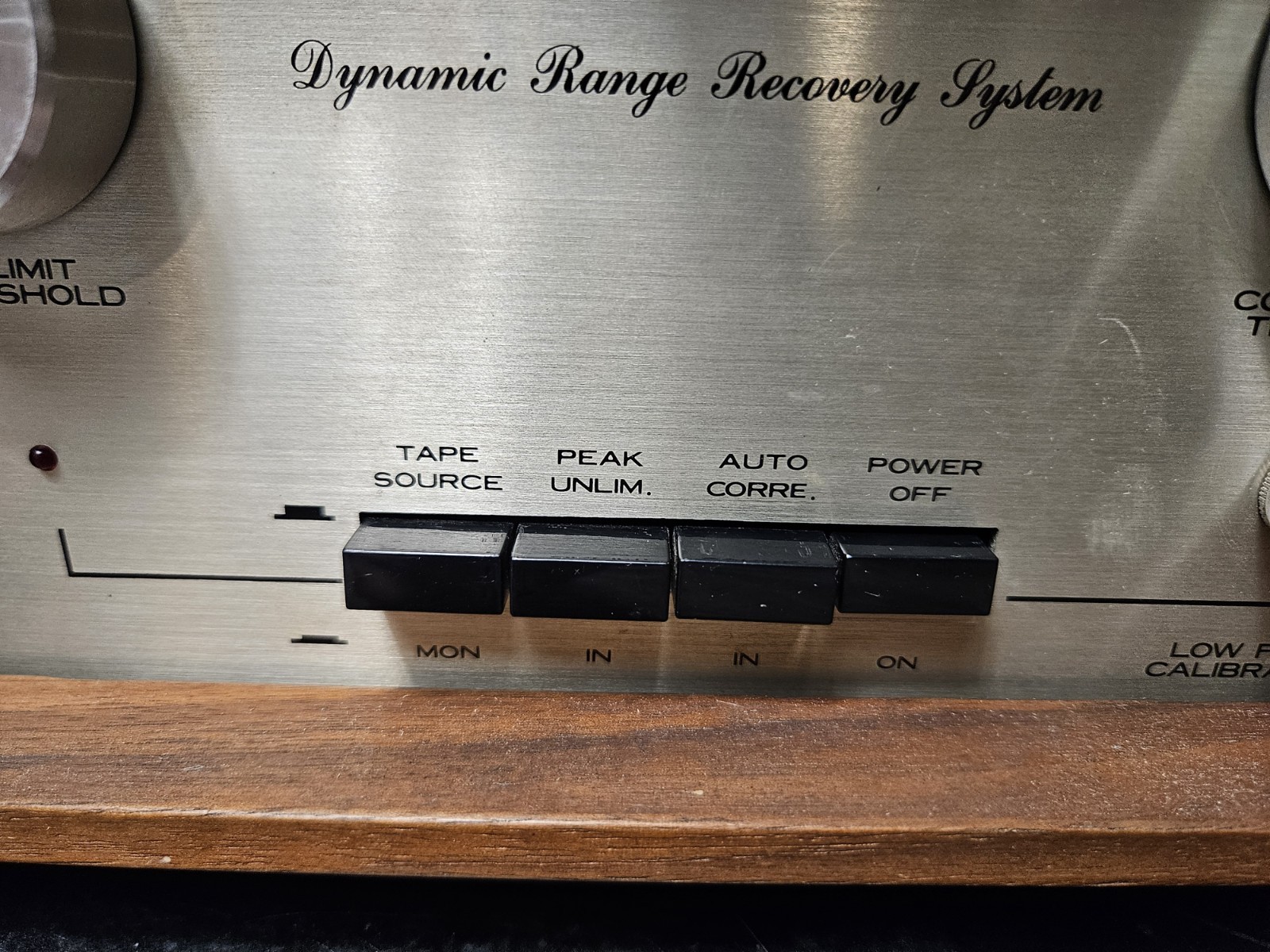 MINT Phase Linear Model 1000 Autocorrelator Noise Reduction – w/ Walnut Cabinet