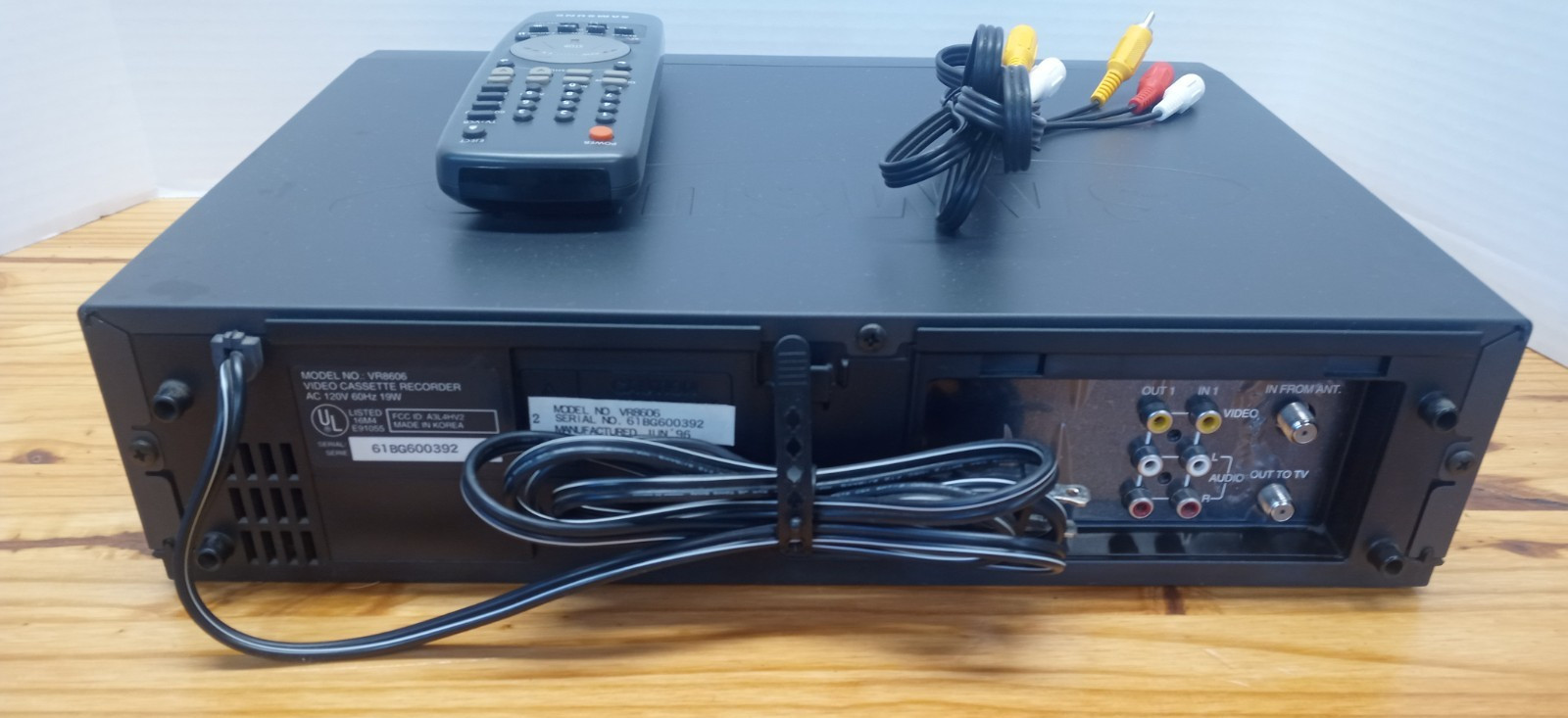 Samsung VR8608 VHS VCR 4 Head Hi-Fi Stereo with remote Tested Working!