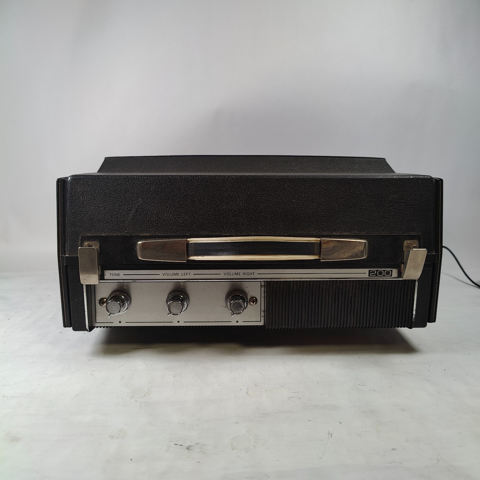 Vintage General Electric Model 200 “Mustang” Portable Record Player For Parts