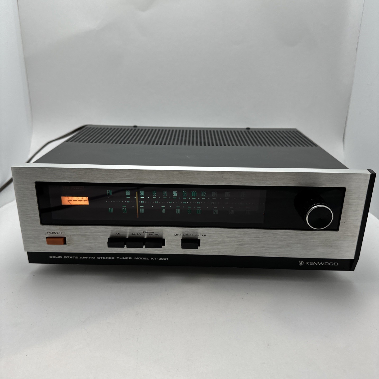 KENWOOD KT-2001 VINTAGE ANALOG AM/FM STEREO TUNER – SERVICED – CLEANED – TESTED