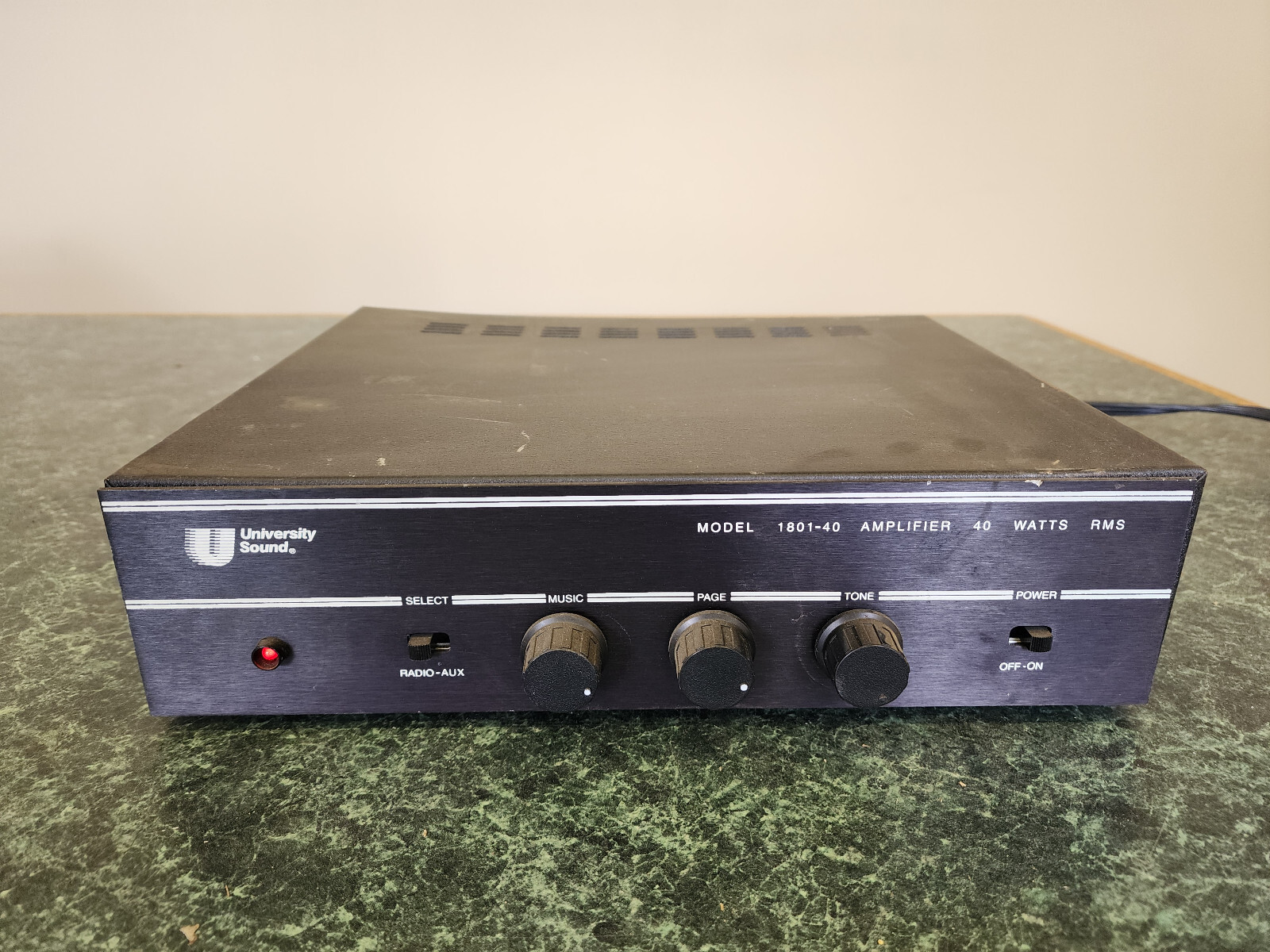 University Sound 40W Amplifier – Model 1801-40