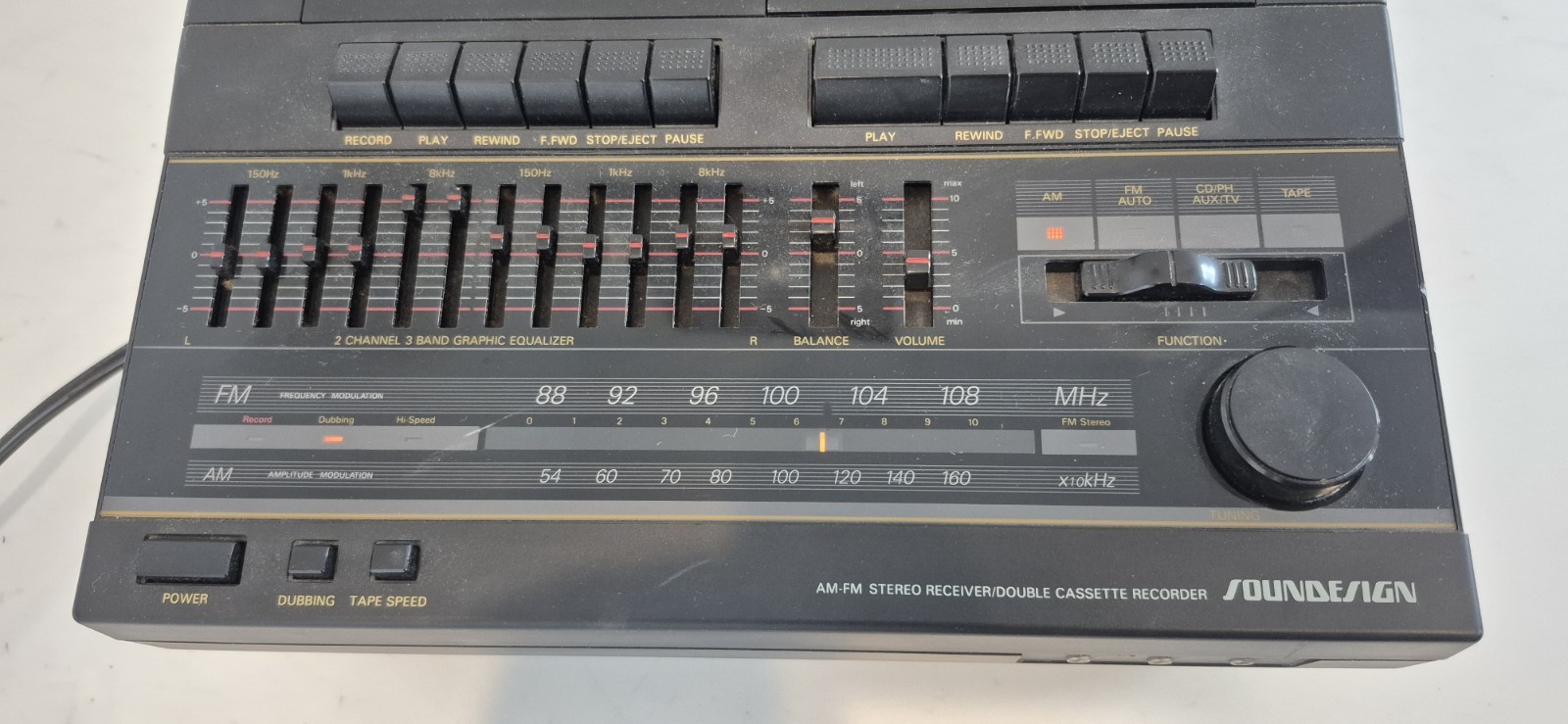 Vintage Soundesign AM-FM Stereo Receiver Double Cassette Recorder Model 5888 Blk