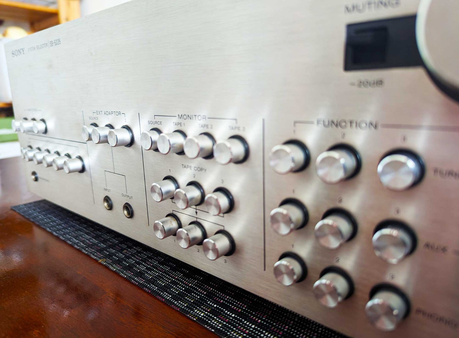 Sony SB-5335 Audio Selector: Input/Tape/Phono, 3 Amps, 5 Speakers, Clean Work!